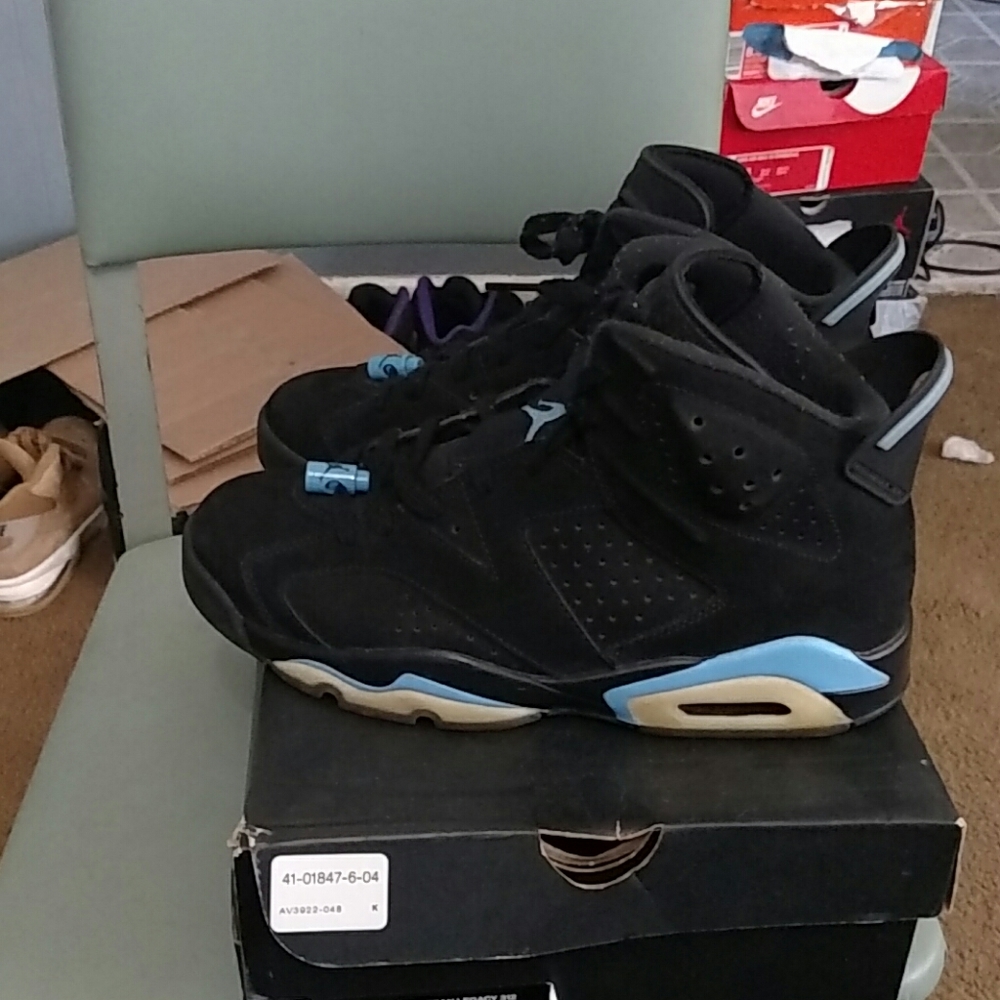 Air Jordan 6 UNC
